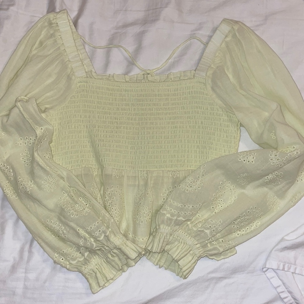 American Eagle light green top